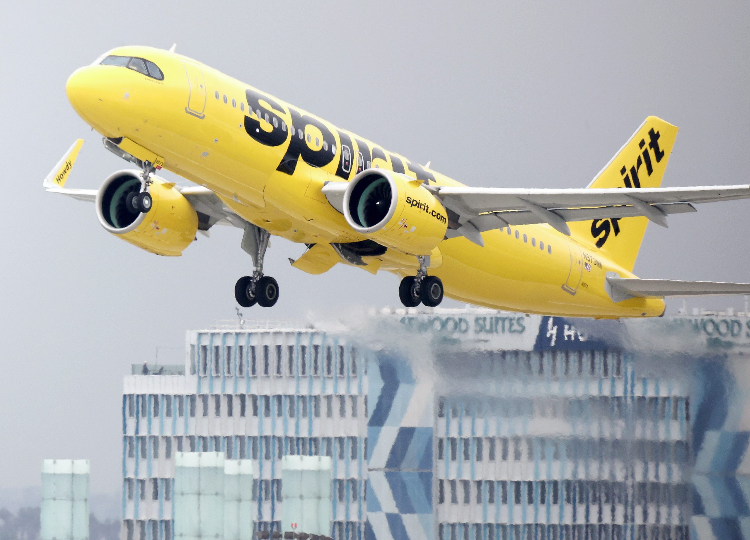 Spirit Airlines ceases operations - Spirit Airlines Shuts Down Amid Financial Crisis and Competition